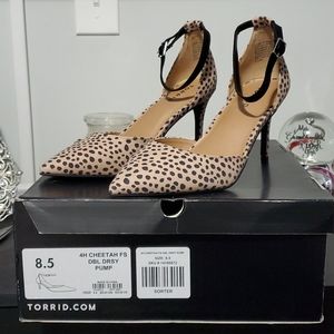 NWT Cheetah print torrid heels
